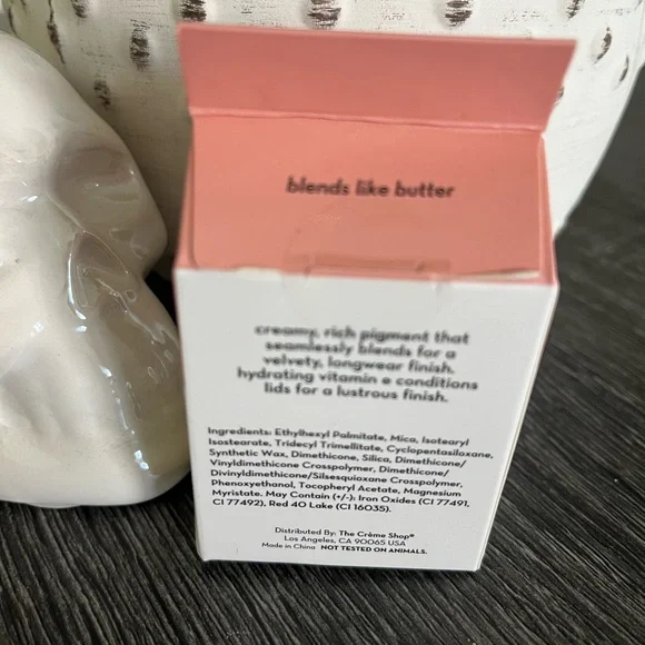 Crème Eyeshadow in Crepe - Picture 2 of 4